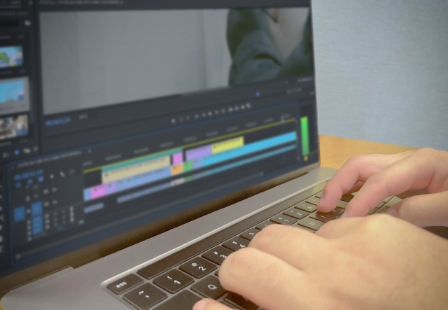 動画編集副業の始め方:YouTubeやTikTokで稼ぐための完全ガイド